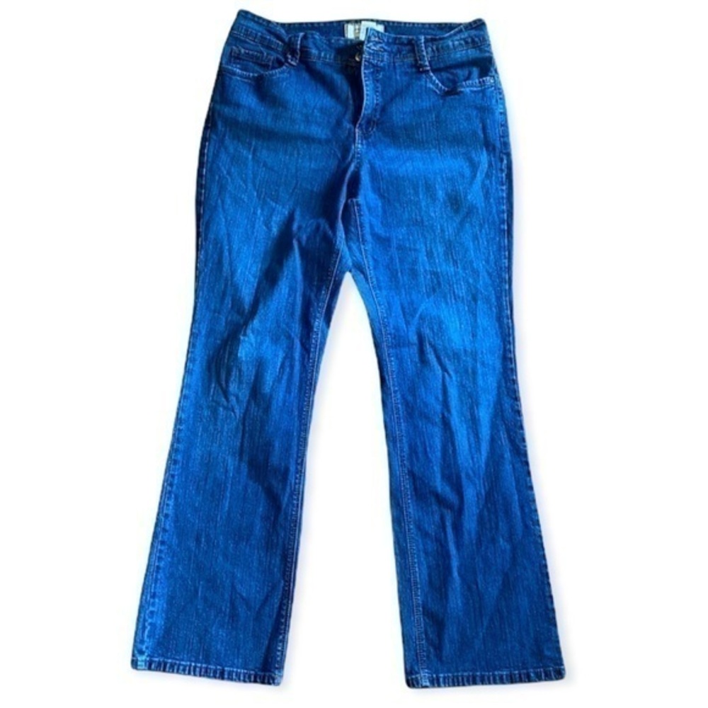 Sonoma bootcut jeans women’s size 14, medium blue wash